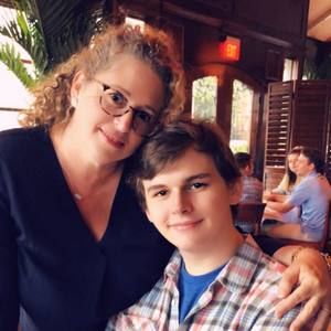 Meet your Posher, Kim